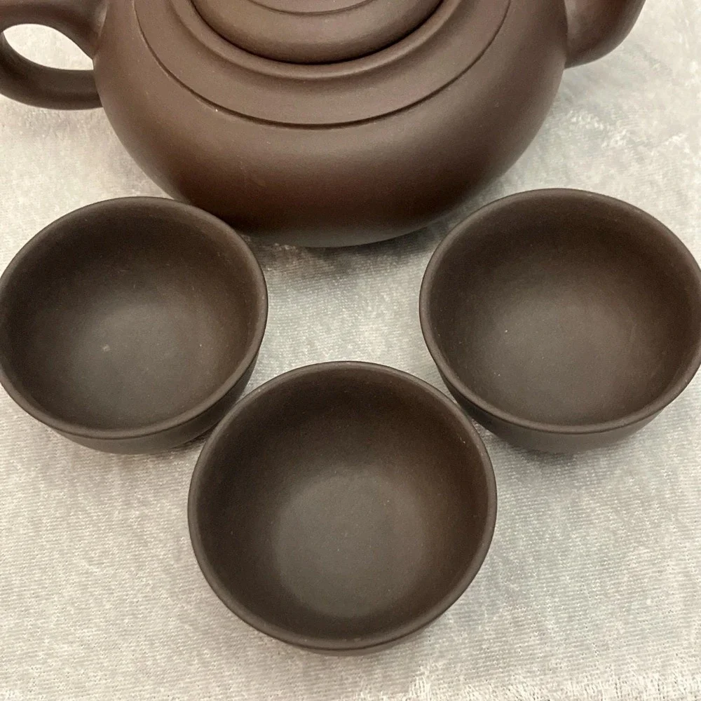Fang Caiping hand carved
